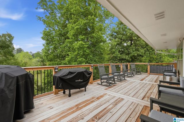 1447 LONGBROOK DRIVE NE, Cullman, AL 35055