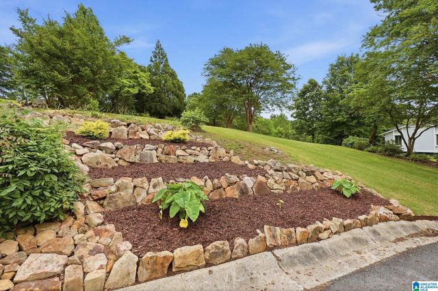1447 LONGBROOK DRIVE NE, Cullman, AL 35055