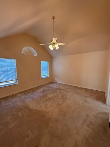 8805 Rolling Springs Court, Fort Worth, TX 76120