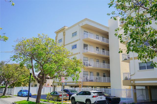 2008 Jackson St D1, Hollywood, FL 33020