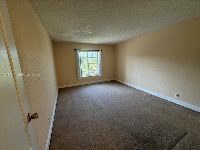 5201 Geneva Way 308, Doral, FL 33166