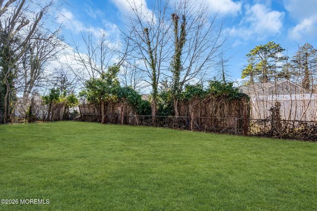 23 Tilton Avenue, Toms River, NJ 08757