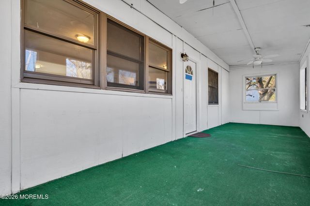 23 Tilton Avenue, Toms River, NJ 08757