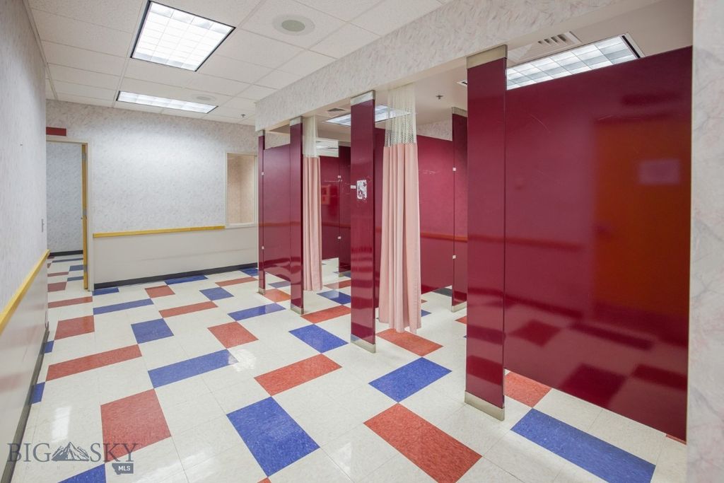 22 W Park Street, Butte, MT 59701 photo 7