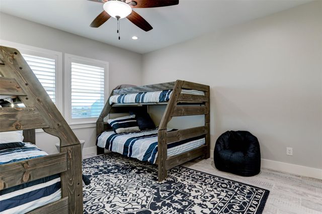 4219 Nueces Drive, Galveston, TX 77554