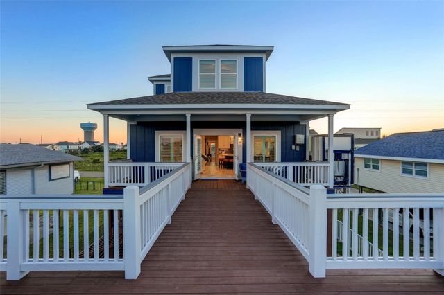 4219 Nueces Drive, Galveston, TX 77554