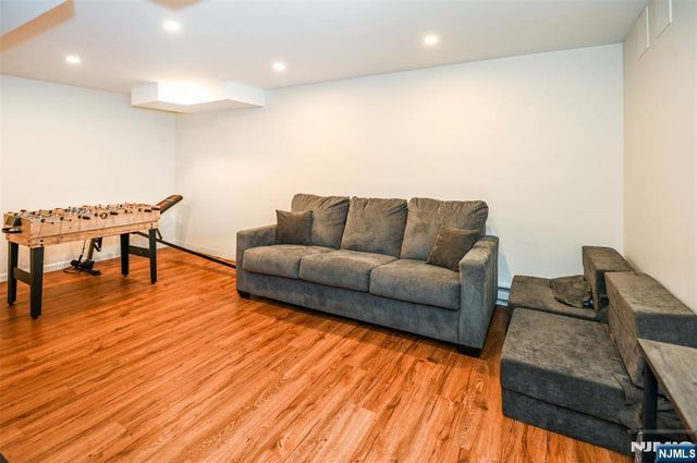 260 Kensington Road, River Edge, NJ 07661