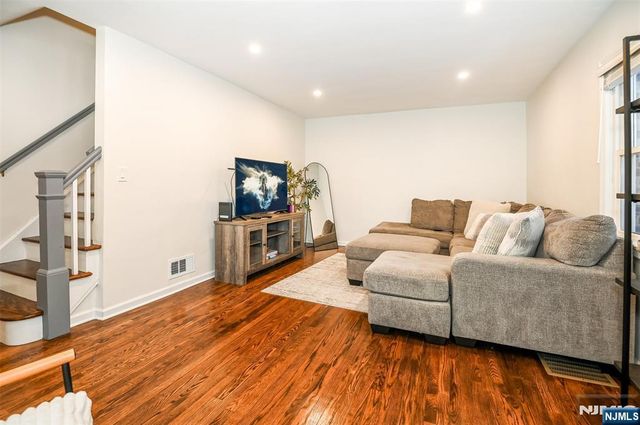 260 Kensington Road, River Edge, NJ 07661