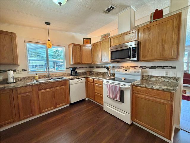 158 HIBISCUS WAY, Leesburg, FL 34748