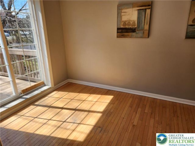 1992 South Delaware Street, Allentown City, PA 18103