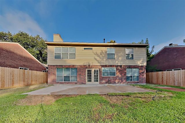 9211 Wandsworth Drive, Spring, TX 77379