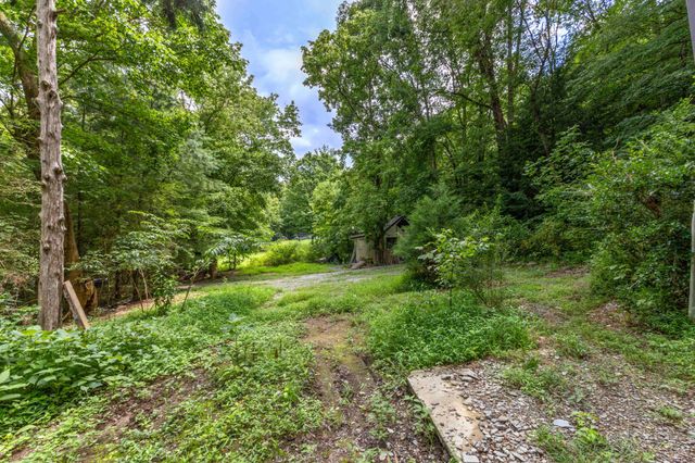 2481 Tinnin Rd, Goodlettsville, TN 37072