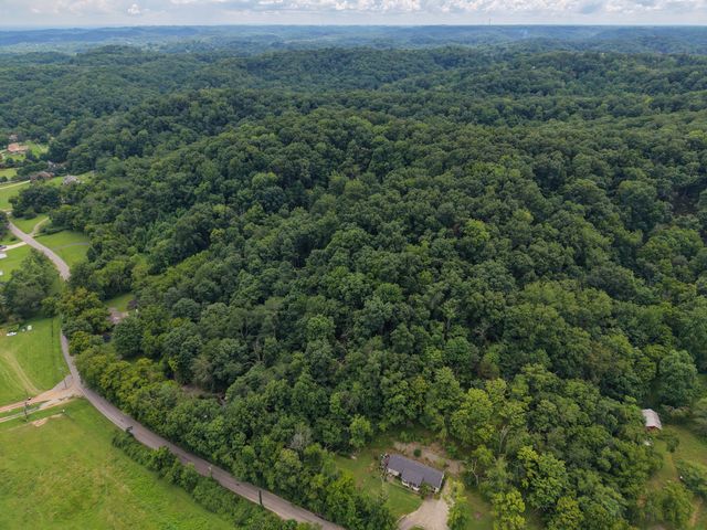 2481 Tinnin Rd, Goodlettsville, TN 37072