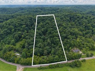 2481 Tinnin Rd, Goodlettsville, TN 37072