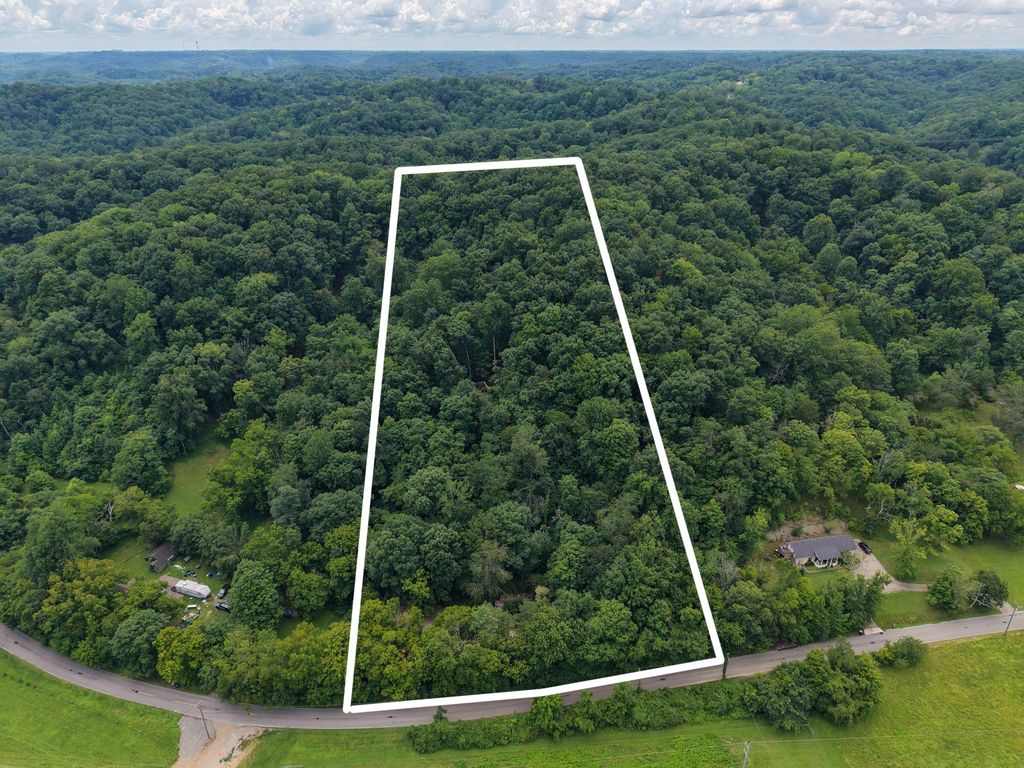 2481 Tinnin Rd, Goodlettsville, TN 37072