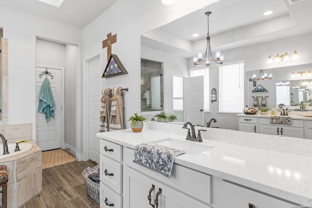 30817 SILVERADO SPUR, Bulverde, TX 78163