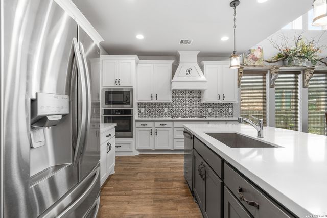 30817 SILVERADO SPUR, Bulverde, TX 78163