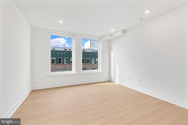 2000 DREER ST #405, Philadelphia, PA 19125