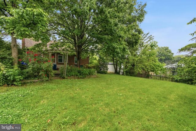 1110 MONTEREY PL, Wilmington, DE 19809