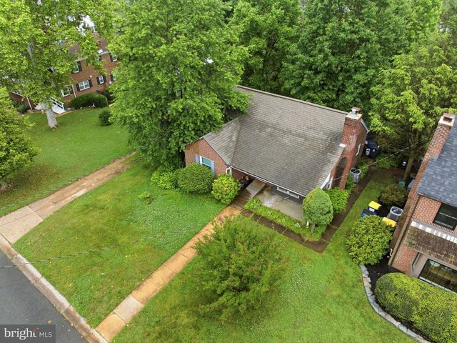 1110 MONTEREY PL, Wilmington, DE 19809
