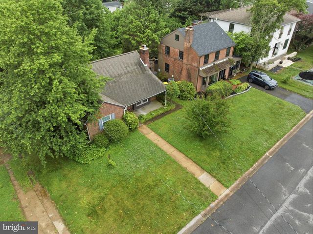 1110 MONTEREY PL, Wilmington, DE 19809