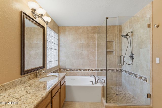 8839 E FLORIADE Drive, Scottsdale, AZ 85260