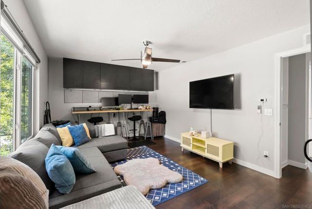 5459 Caminito Borde, San Diego, CA 92108