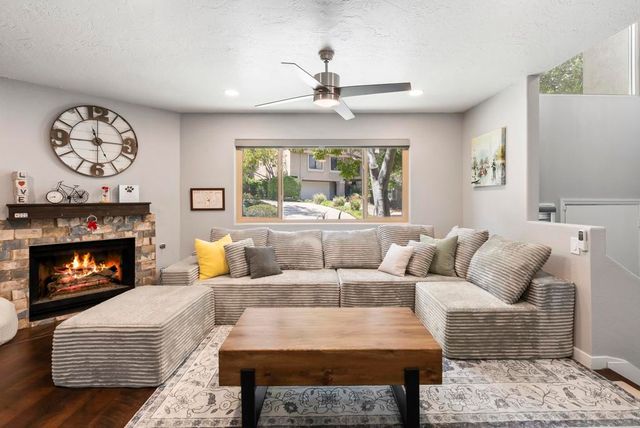 5459 Caminito Borde, San Diego, CA 92108