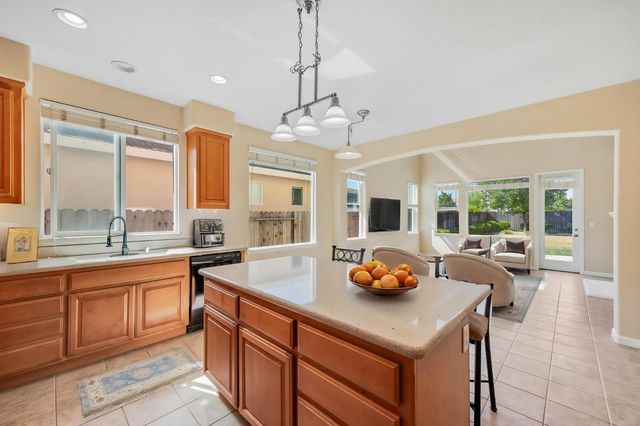 8136 Sienna Loop, Roseville, CA 95678