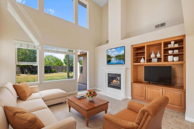 8136 Sienna Loop, Roseville, CA 95678
