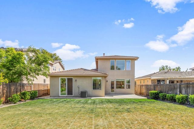 8136 Sienna Loop, Roseville, CA 95678