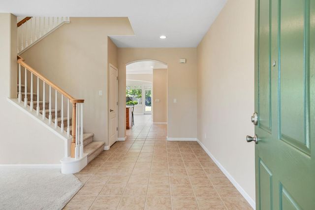 8136 Sienna Loop, Roseville, CA 95678