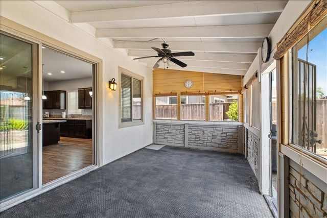 2352 Mustang Dr, Oakdale, CA 95361