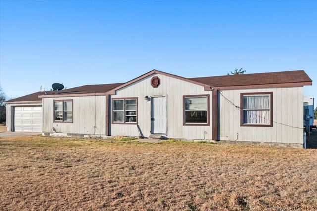 377 NW County Road 2005, Corsicana, TX 75110