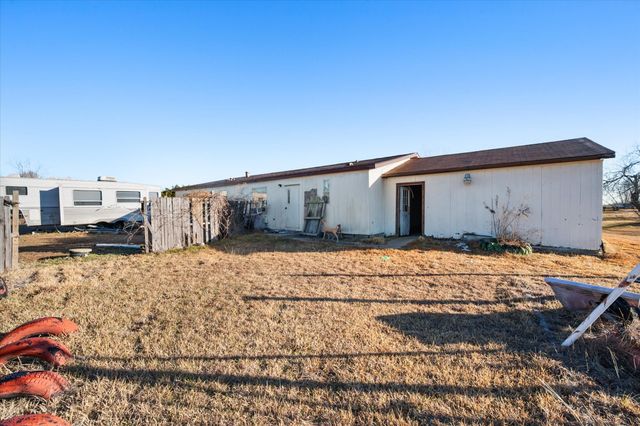 377 NW County Road 2005, Corsicana, TX 75110