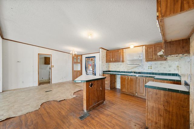 377 NW County Road 2005, Corsicana, TX 75110