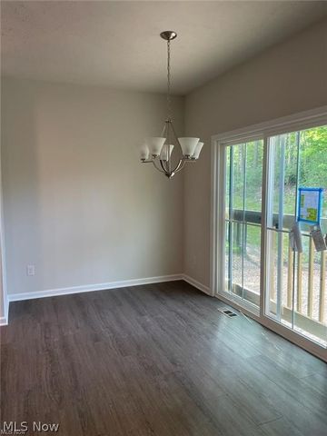60 Pine Avenue, Peninsula, OH 44264