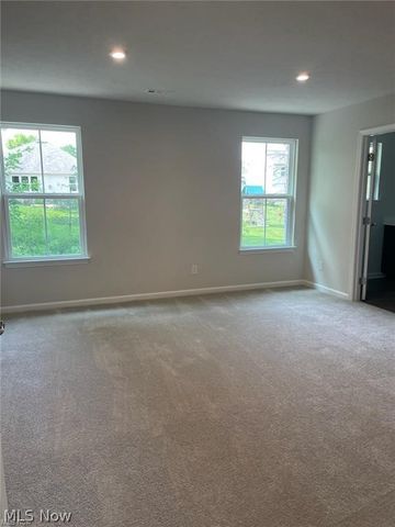 60 Pine Avenue, Peninsula, OH 44264