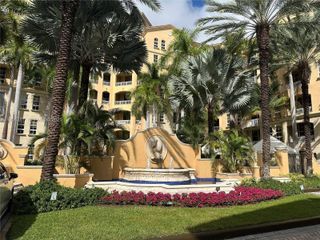 3001 NE 185th Street 222, Aventura, FL 33180