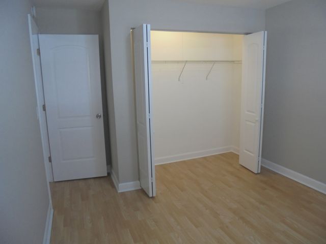 4222 N Keystone Avenue 2B, Chicago, IL 60641