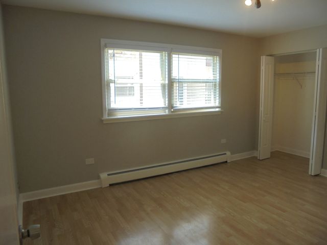 4222 N Keystone Avenue 2B, Chicago, IL 60641