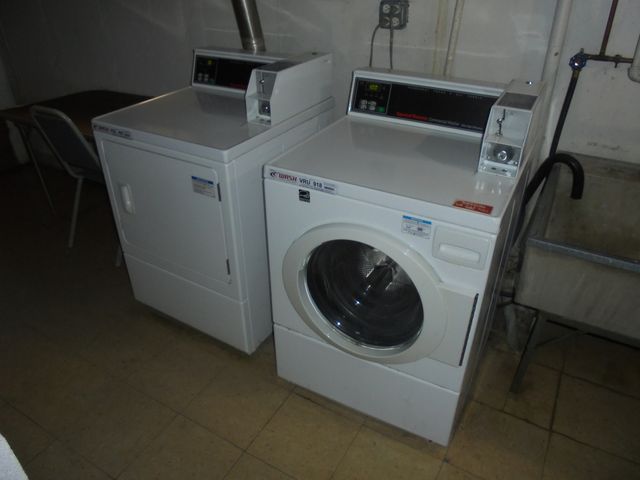 4222 N Keystone Avenue 2B, Chicago, IL 60641