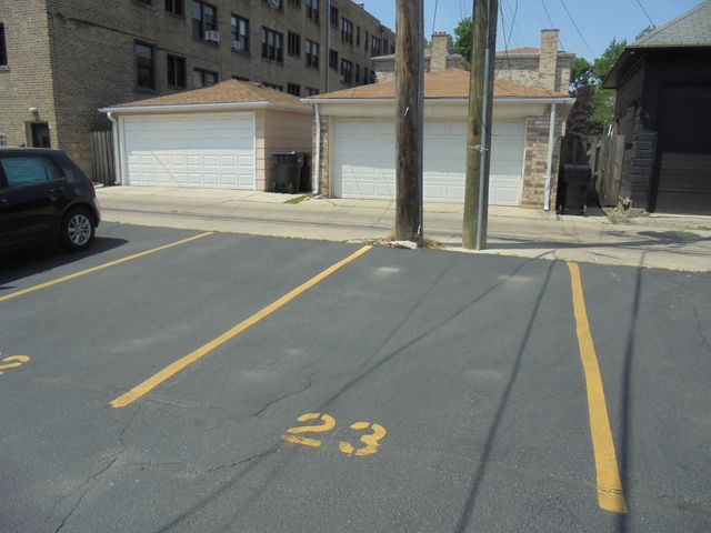 4222 N Keystone Avenue 2B, Chicago, IL 60641