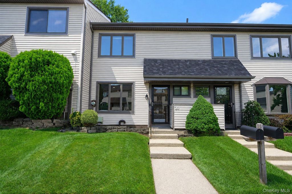 30 Hemlock Court, Staten Island, NY 10309 — exterior