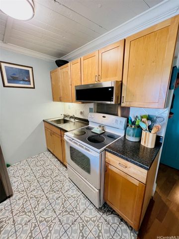 87-561 Farrington Highway 317, Waianae, HI 96792