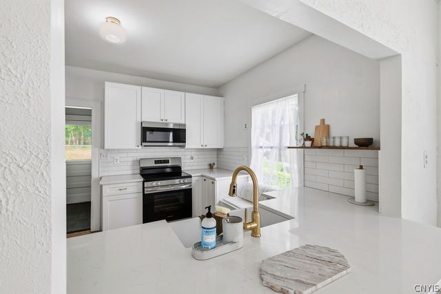 234 Kensington Place, Syracuse, NY 13210