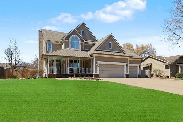 819 S Whippoorwill Rd, Derby, KS 67037