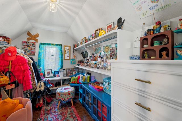 819 S Whippoorwill Rd, Derby, KS 67037