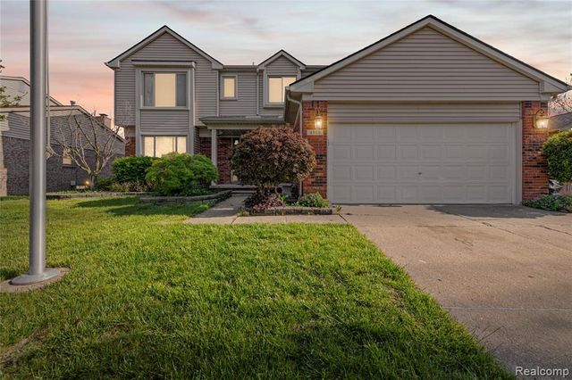 4959 Kingswood Drive, Warren, MI 48092