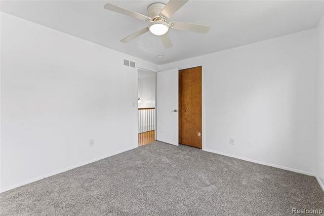 4959 Kingswood Drive, Warren, MI 48092